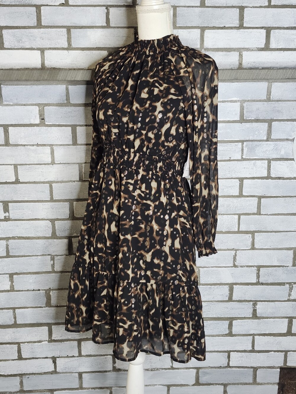 • NWT Time And Tru Women's Long Sleeve Smocked Mini Dress Size XS Animal Print
